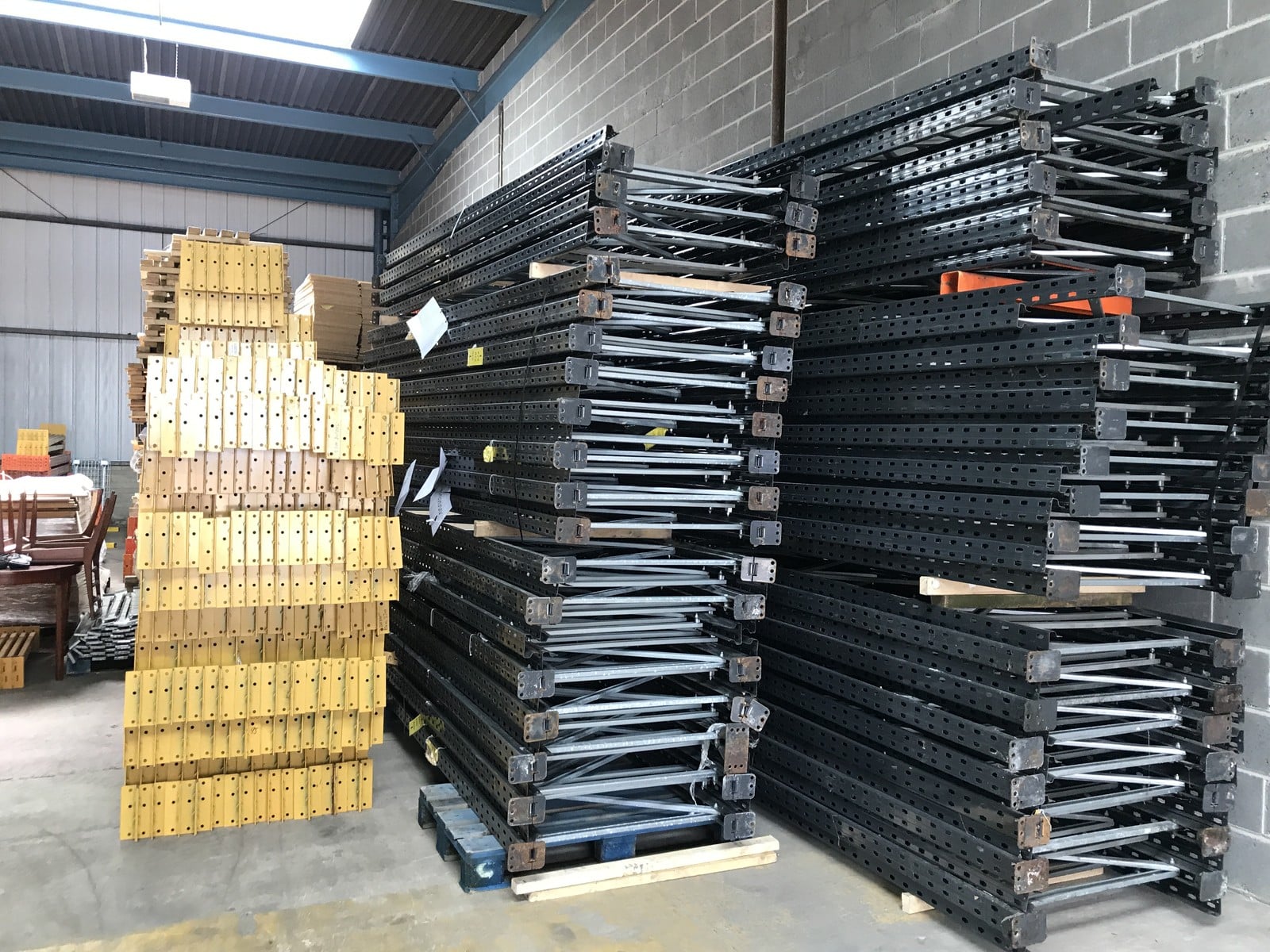 Link 51 Heavy Duty Pallet Racking System 2700mm Beams Warehouse Storage ...